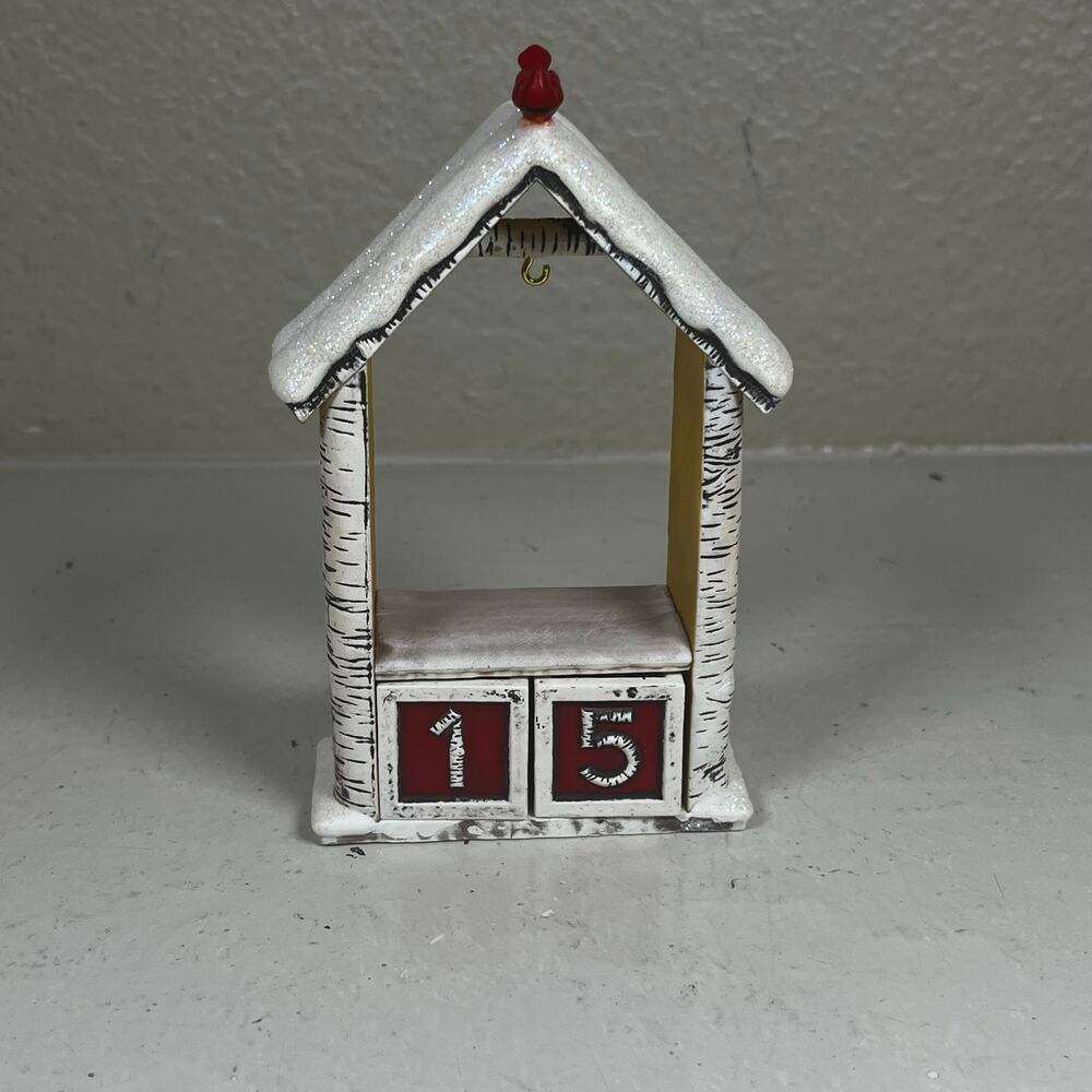 COUNTDOWN TO  CHRISTMAS ORNAMENT HANGER hallmark keepsake club 2022
